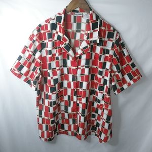 Liz Baker 20 20W Short Sleeved Black Red White Geo Top Plus Polyester Blouse NEW